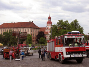 Historická i moderní hasičská technika na Hasičském dni v Roudnici nad Labem