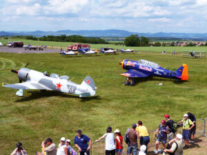 Historická letadla během Memorial Air Show v Roudnici nad Labem