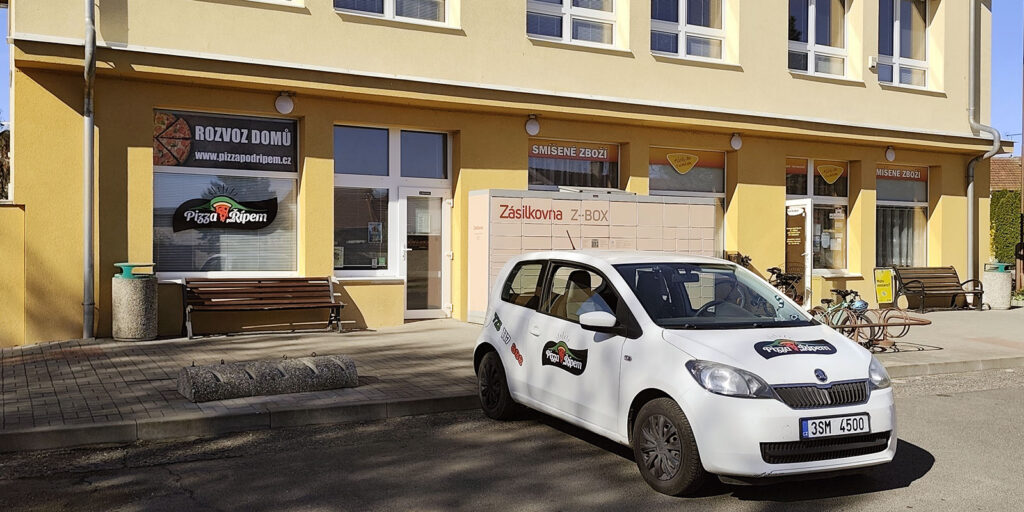 Pizza pod Řípem v Mnetěši – provozovna nedaleko Chaty Lucie pod Řípem